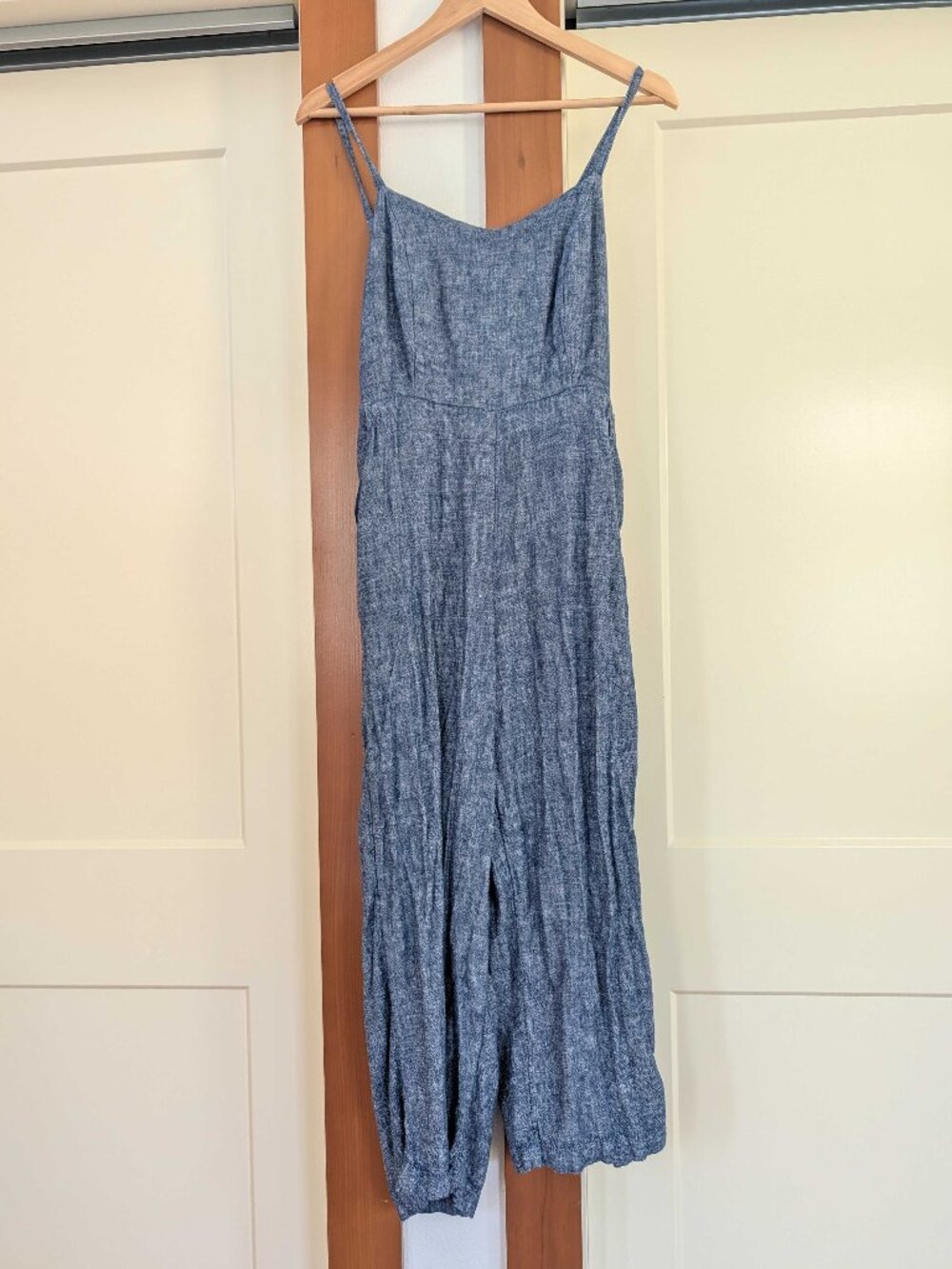Old Navy Sweetheart Neck Jumpsuit Size Medium Adjustable Straps Pockets